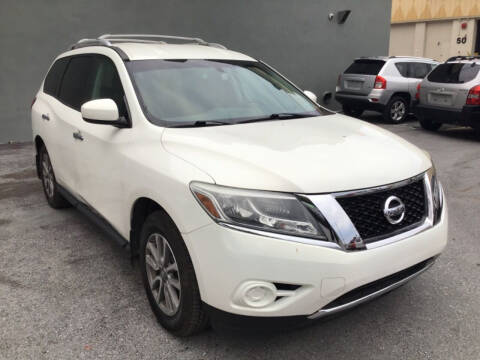 2014 Nissan Pathfinder SV