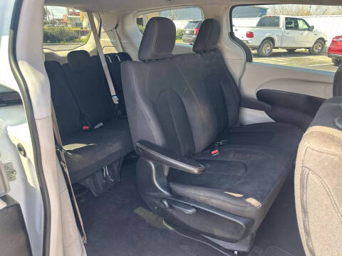 2018 Chrysler Pacifica L