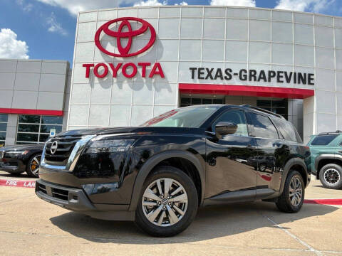 2025 Nissan Pathfinder SV