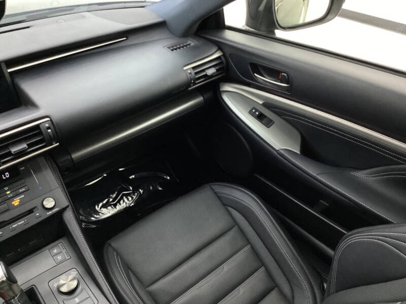 2017 Lexus RC 300