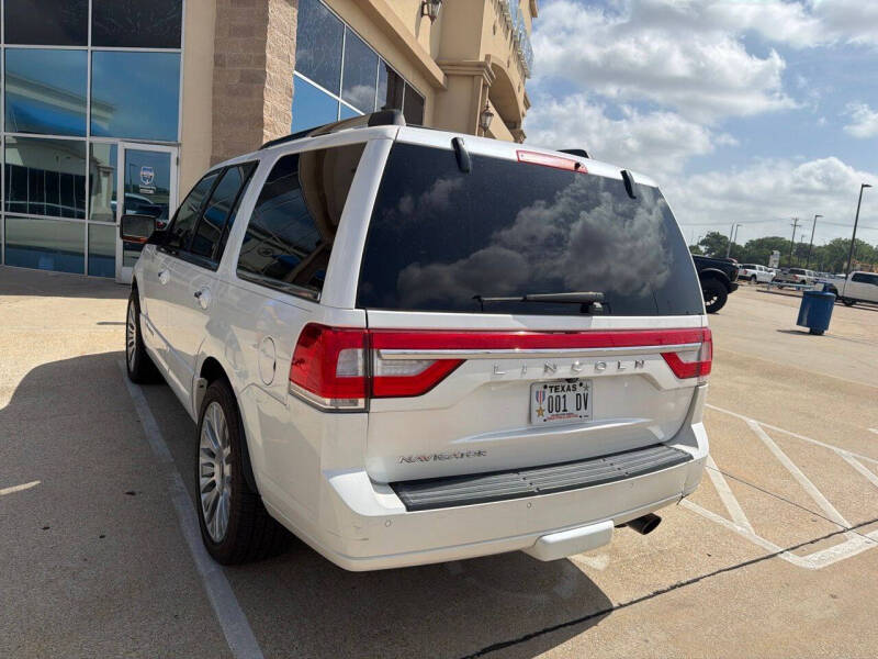 2017 Lincoln Navigator Select