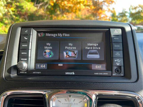 2013 Chrysler Town and Country Touring