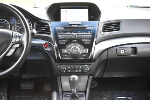 2013 Acura ILX 2.0L w/Tech