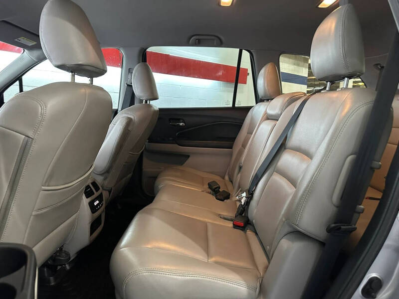 2017 Honda Pilot EX