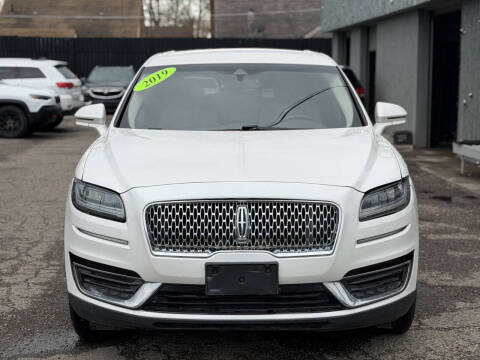 2019 Lincoln Nautilus Select