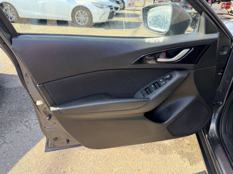 2016 Mazda MAZDA3 i Touring