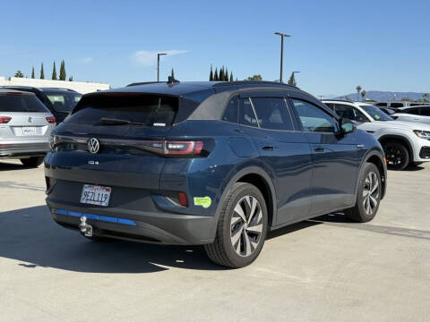 2023 Volkswagen ID.4 Pro