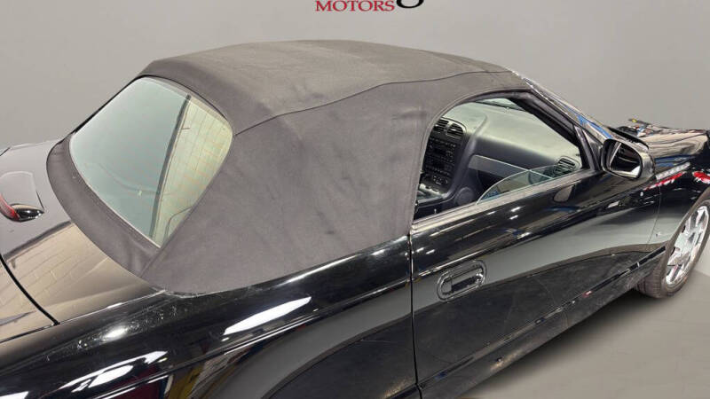 2003 Ford Thunderbird