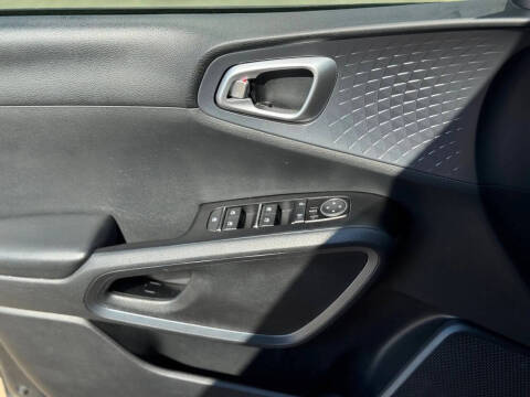 2020 Kia Soul GT-Line