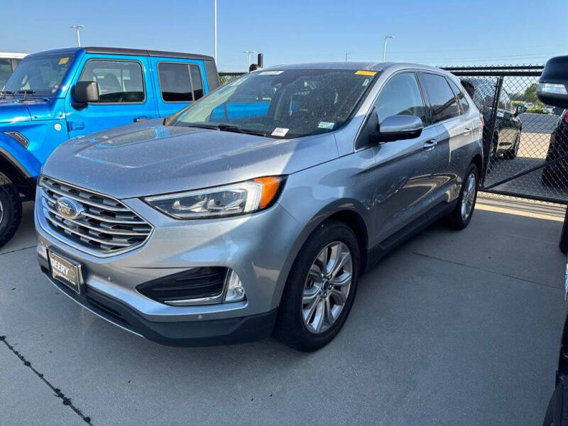 2022 Ford Edge Titanium