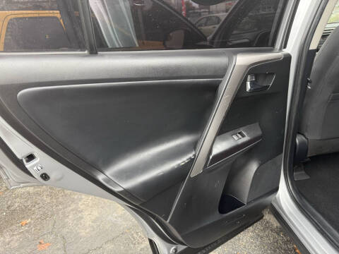 2018 Toyota RAV4 Hybrid XLE