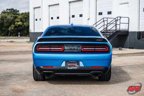 2015 Dodge Challenger SRT Hellcat