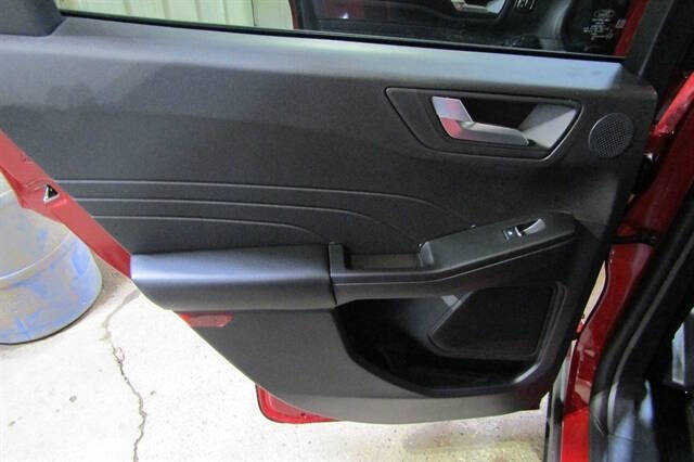 2026 Ford Escape ST-Line Select