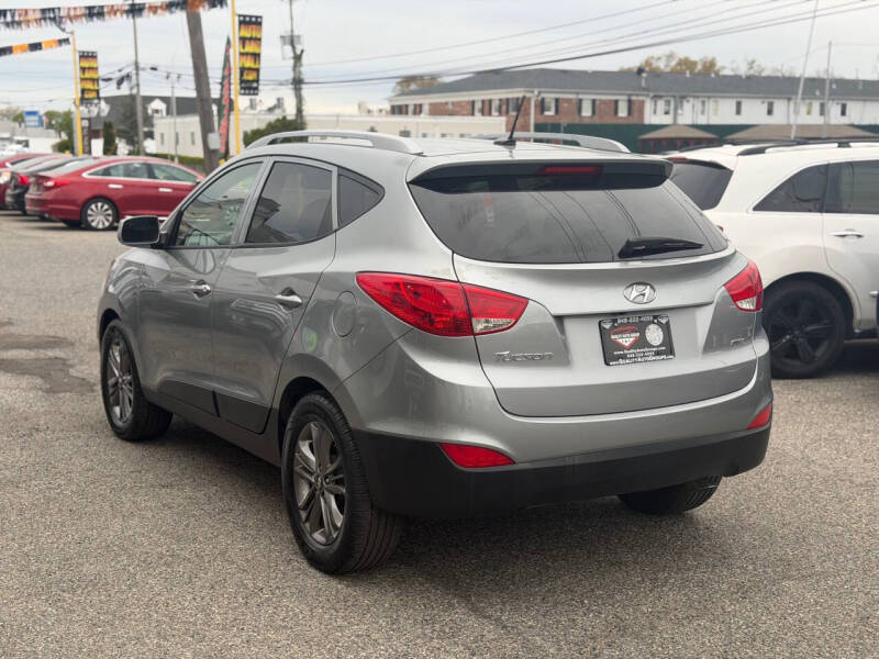 2015 Hyundai Tucson SE