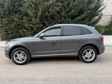 2016 Audi Q5 2.0T quattro Premium Plus