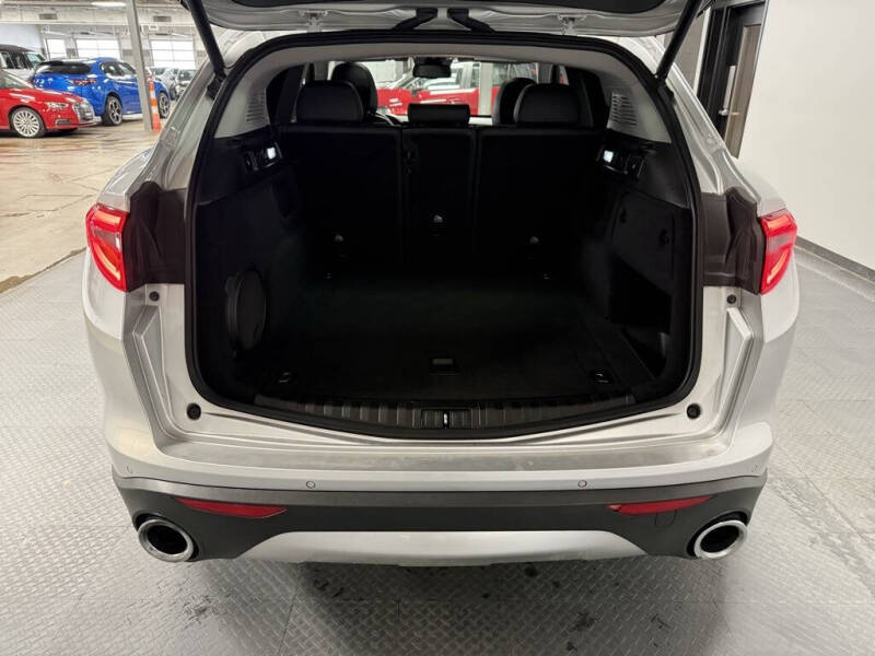 2018 Alfa Romeo Stelvio Sport