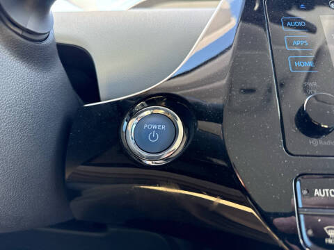 2017 Toyota Prius Three Touring