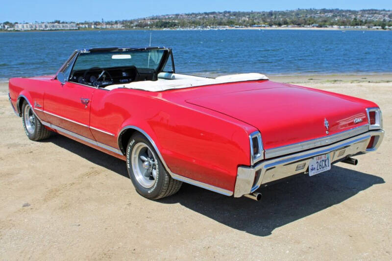 1967 Oldsmobile Cutlass Supreme