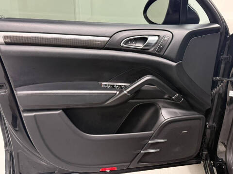 2013 Porsche Cayenne Turbo