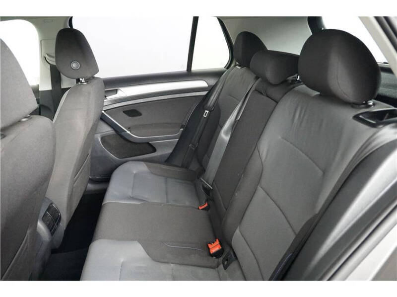 2015 Volkswagen e-Golf Limited Edition