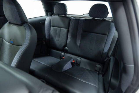 2026 MINI Hardtop 2 Door Cooper C Signature Trim
