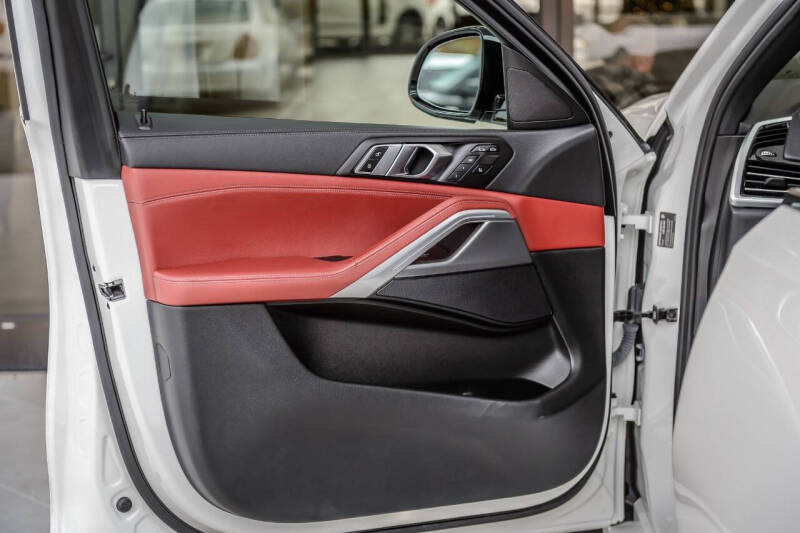 2022 BMW X6 xDrive40i