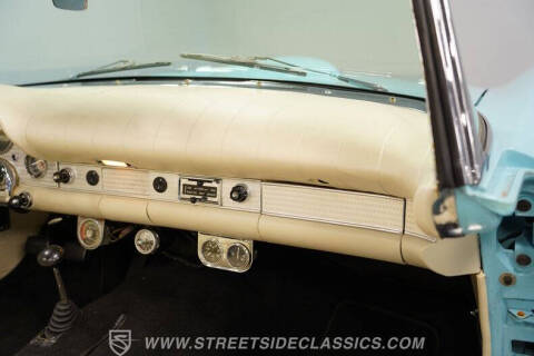 1957 Ford Thunderbird
