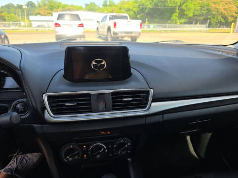 2018 Mazda MAZDA3 Sport