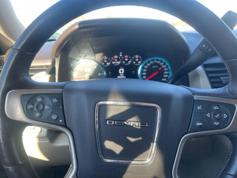 2017 GMC Yukon Denali