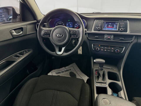 2017 Kia Optima LX