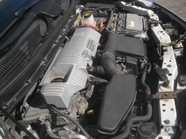 2012 Toyota Prius v Five