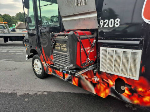2001 Freightliner MT55 Chassis