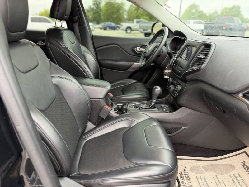 2019 Jeep Cherokee
