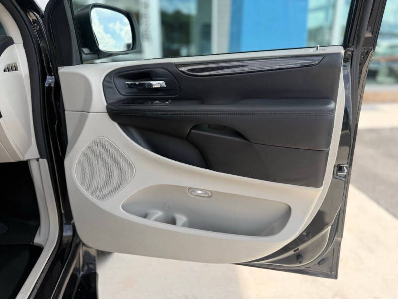 2013 Dodge Grand Caravan SXT