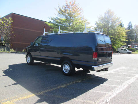 2014 Ford E-Series E-350 SD