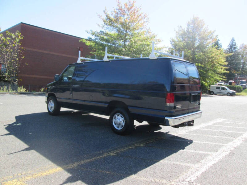 2014 Ford E-Series E-350 SD