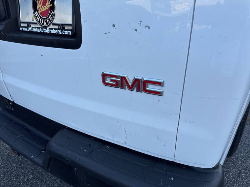 2018 GMC Savana 2500