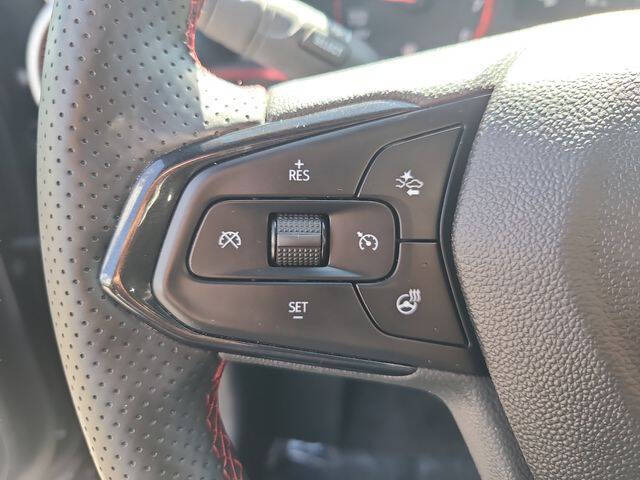 2025 Chevrolet Trax RS