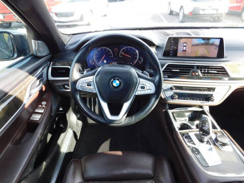 2017 BMW 7 Series 750i xDrive