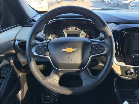 2023 Chevrolet Traverse LS