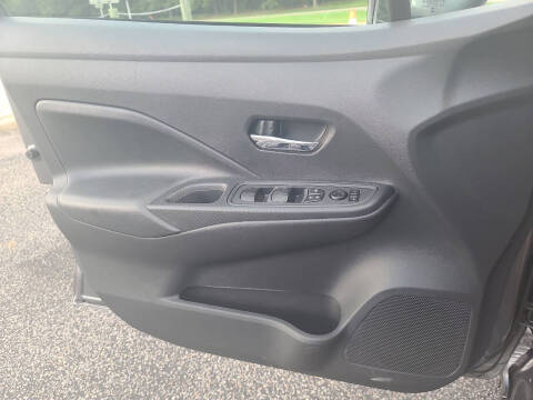 2024 Nissan Versa SV