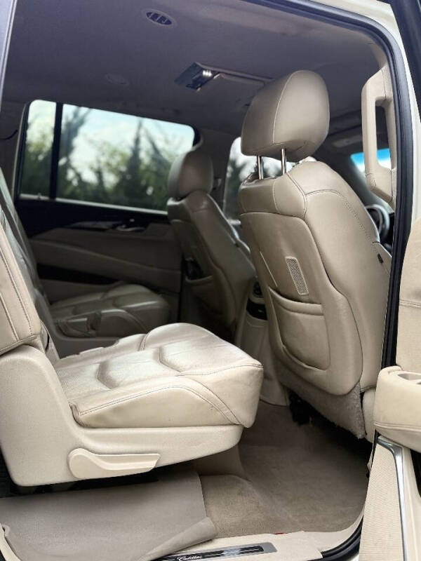 2015 Cadillac Escalade ESV Premium