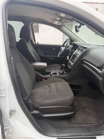 2016 GMC Acadia SLE-1