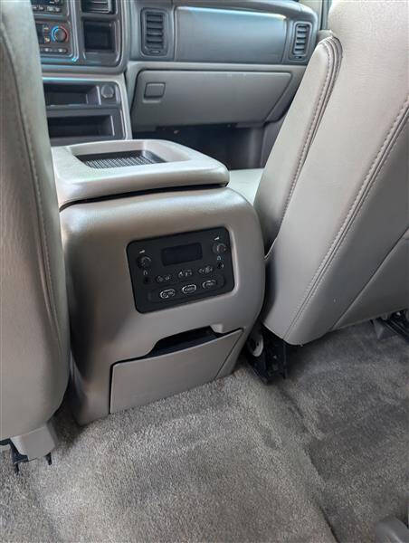 2003 Chevrolet Suburban