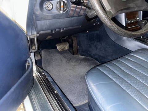 1983 Mercedes-Benz 380-Class