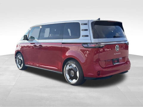 2025 Volkswagen ID. Buzz Pro S Plus 4Motion