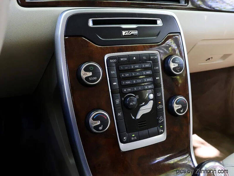 2013 Volvo XC70