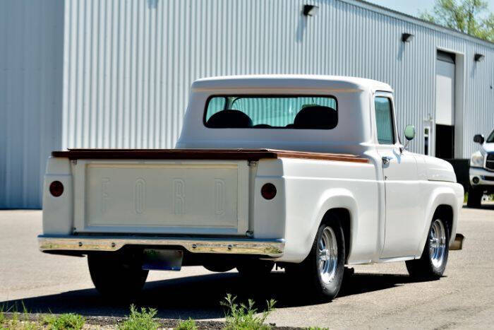 1957 Ford F-100
