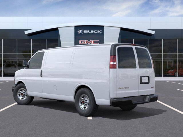 2026 GMC Savana 2500
