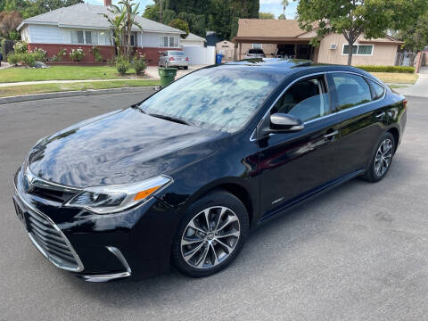 2017 Toyota Avalon Hybrid for sale at Prius Connections in Reseda CA